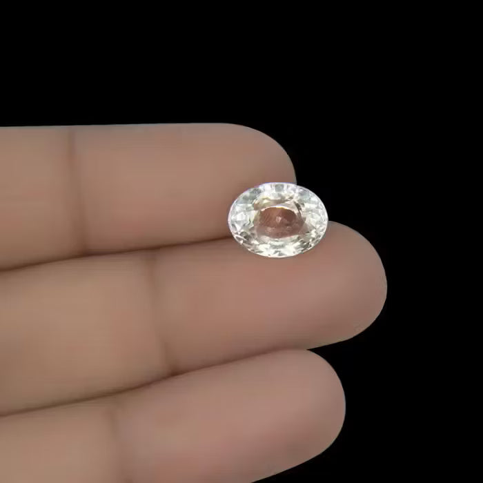 White Topaz - 6.87 Carat / 11.3355 Ratti