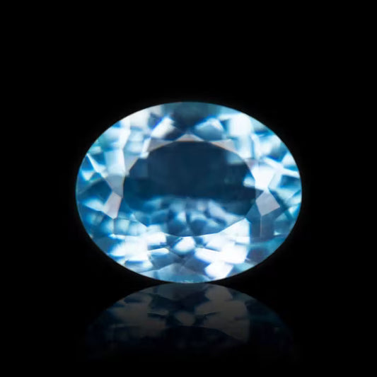 Blue Topaz - 7.84 Carat / 12.936 Ratti
