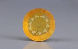 Yellow Sapphire - 5.55 Carat / 9.1575 Ratti