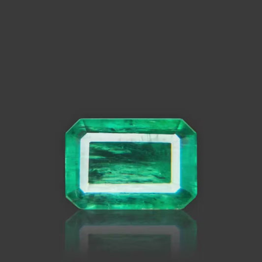 Emerald - 2.28 Carat / 3.762 Ratti