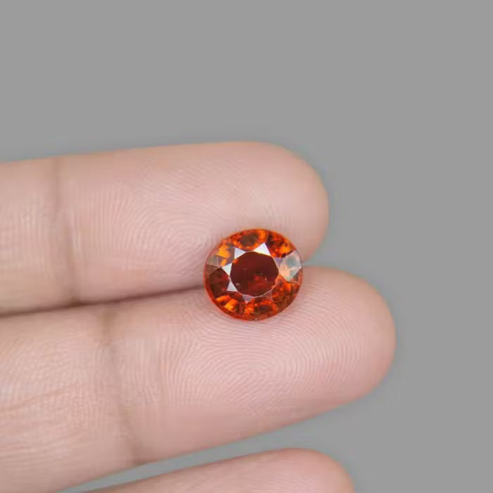 Hessonite - 4.05 Carat / 6.6825 Ratti