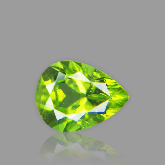 Peridot - 4.98 Carat / 8.217 Ratti