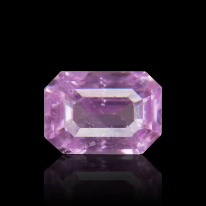 Pink Sapphire - 4.61 Carat / 7.6065 Ratti