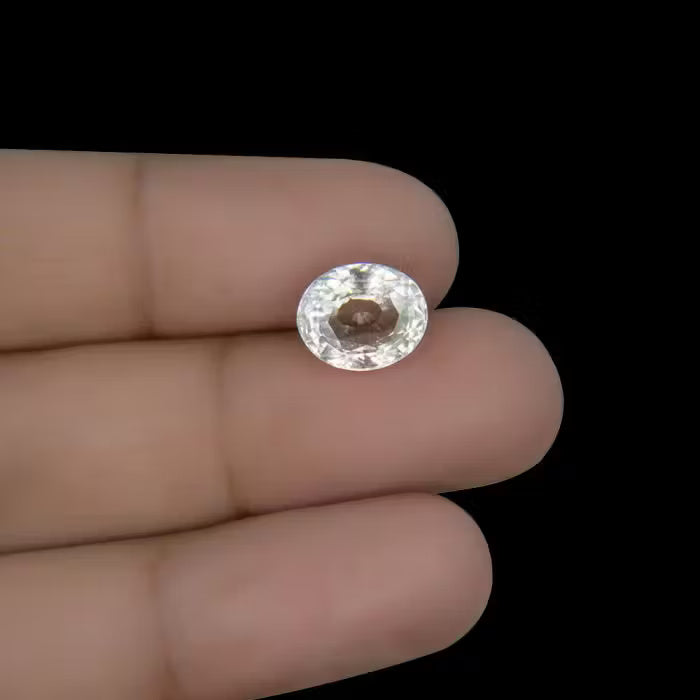 White Topaz - 5.04 Carat / 8.316 Ratti