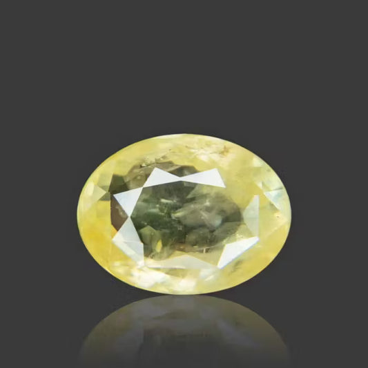 Yellow Sapphire - 7.31 Carat / 12.0615 Ratti