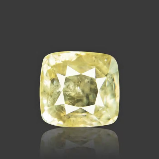 Yellow Sapphire - 9.67 Carat / 15.9555 Ratti